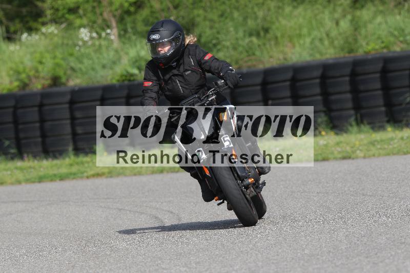 Archiv-2025/10 23.04.2025 Cornu Master School ADR/gruen-vert/25